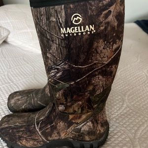 Mens Magellan outdoor hunting boots